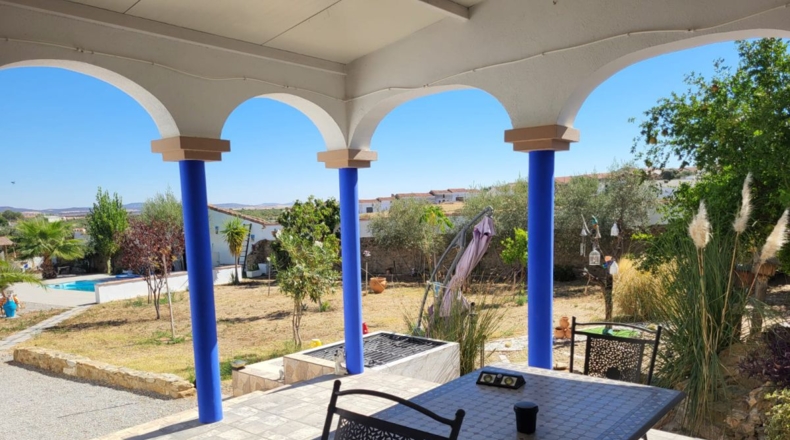 Badajoz - Granja de Torrehermosa - 1384m2