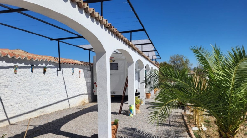 Badajoz - Granja de Torrehermosa - 1384m2
