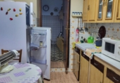 Дом с участком на продажу в городе Гранха-де-Торреермоса. Фото