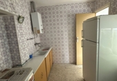 Дом с участком на продажу в городе Гранха-де-Торреермоса. Фото