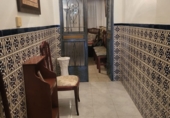 Дом с участком на продажу в городе Гранха-де-Торреермоса. Фото