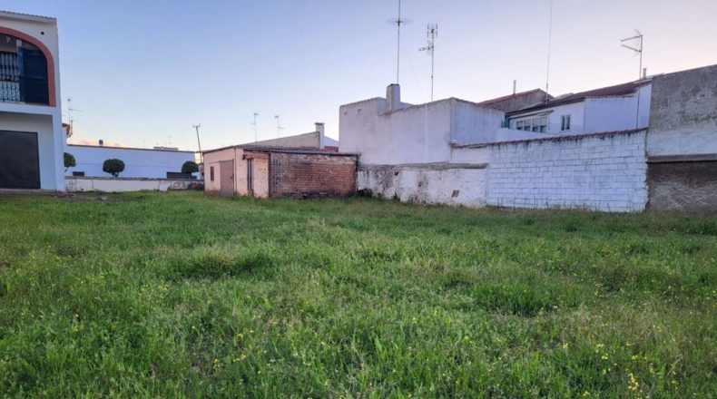 Badajoz - Azuaga - 469m2