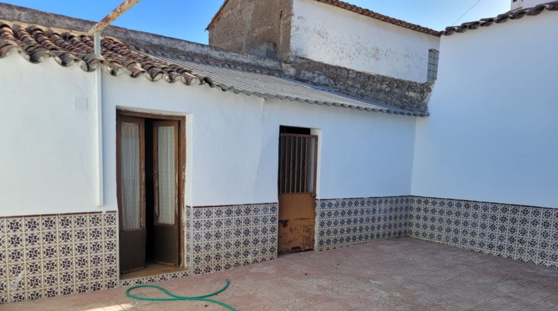 Badajoz - Гранха-де-Торреермоса - 258m2