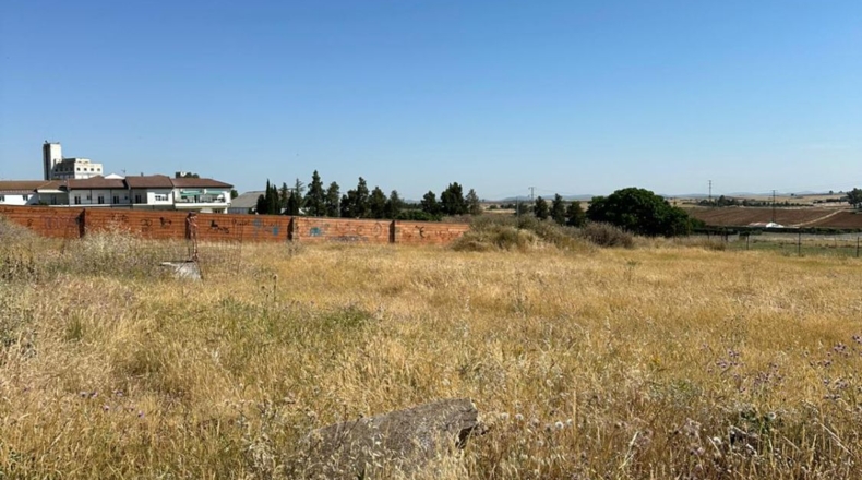 Badajoz - Асуага - 9474m2