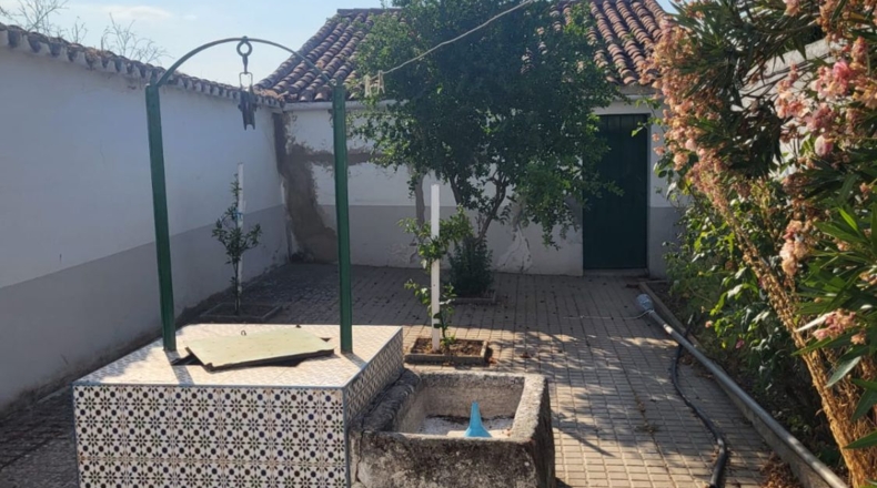 Badajoz - Granja de Torrehermosa - 1042m2
