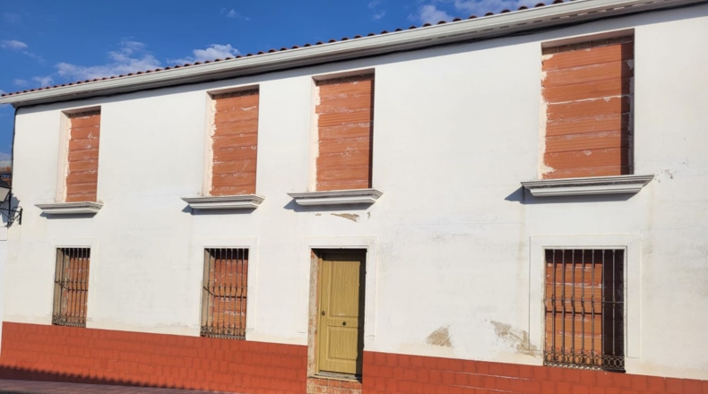 Бадахос - Granja de Torrehermosa - 367m2
