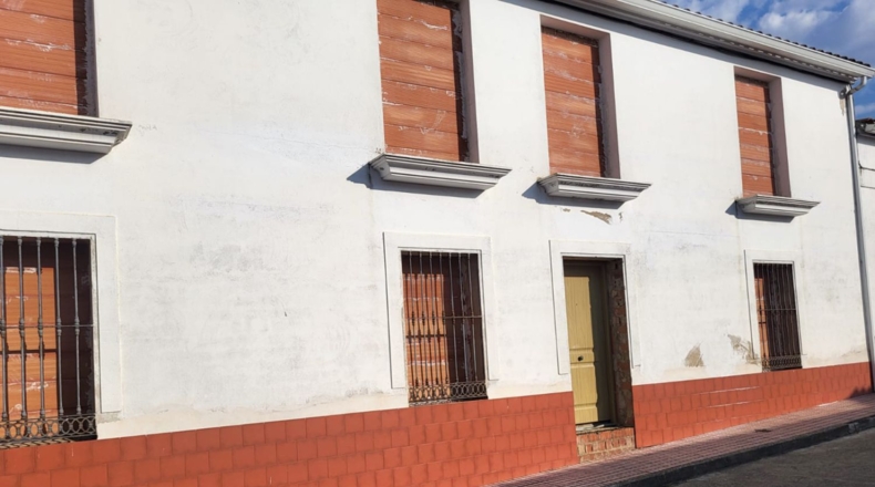 Бадахос - Granja de Torrehermosa - 367m2