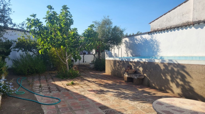 Badajoz - Granja de Torrehermosa - 710m2