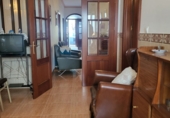 Дом с участком на продажу в городе Гранха-де-Торреермоса. Фото