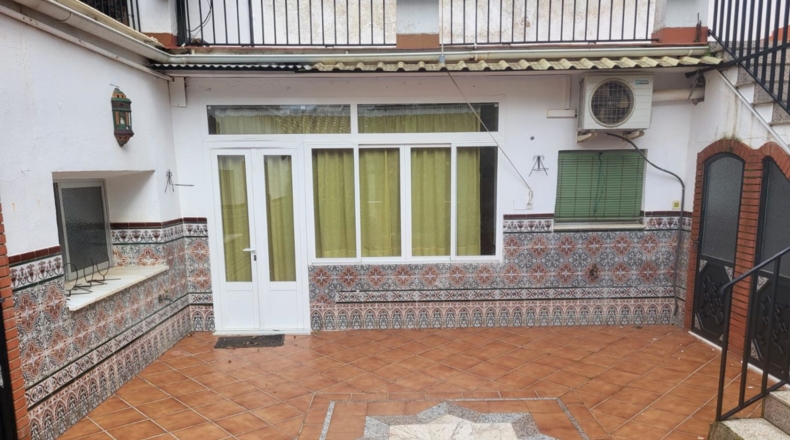 Badajoz - Azuaga - 338m2