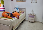 Дом с участком на продажу в городе Azuaga. Фото