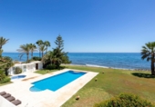 Xalet independent amb terreny en lloguer a Marbella ref.: TR262593 foto