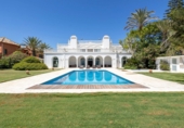 Xalet independent amb terreny en lloguer a Marbella ref.: TR262593 foto