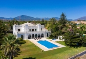 Xalet independent amb terreny en lloguer a Marbella ref.: TR262593 foto