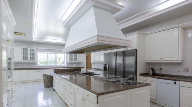 Málaga - Marbella - 2200m2
