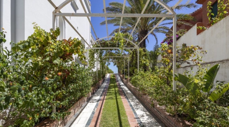 Málaga - Marbella - 2200m2