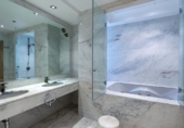 Xalet independent amb terreny en lloguer a Marbella ref.: TR262593 foto