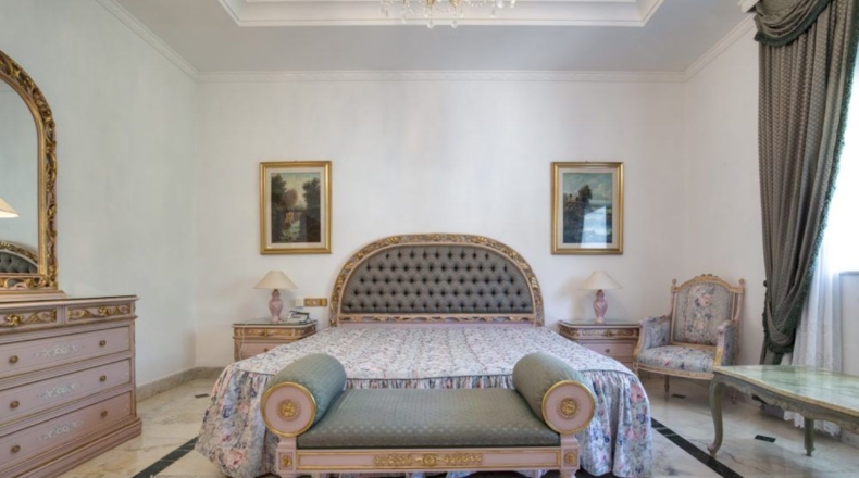 Málaga - Marbella - 2200m2