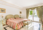 Xalet independent amb terreny en lloguer a Marbella ref.: TR262593 foto