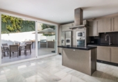 Xalet independent amb terreny en venda a Marbella ref.: TR188971 foto