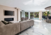 Xalet independent amb terreny en venda a Marbella ref.: TR188971 foto