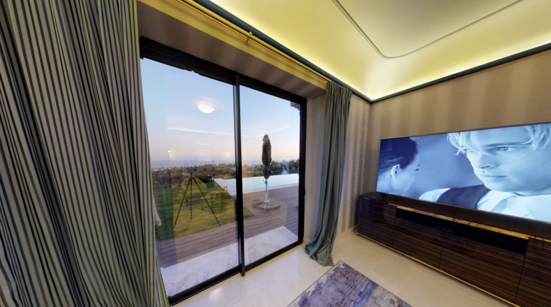 Malaga - Estepona - 3000m2