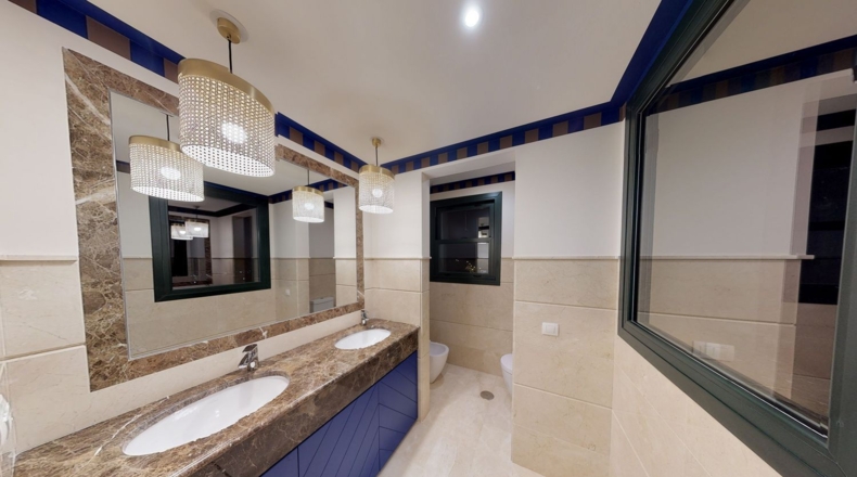 Malaga - Estepona - 3000m2