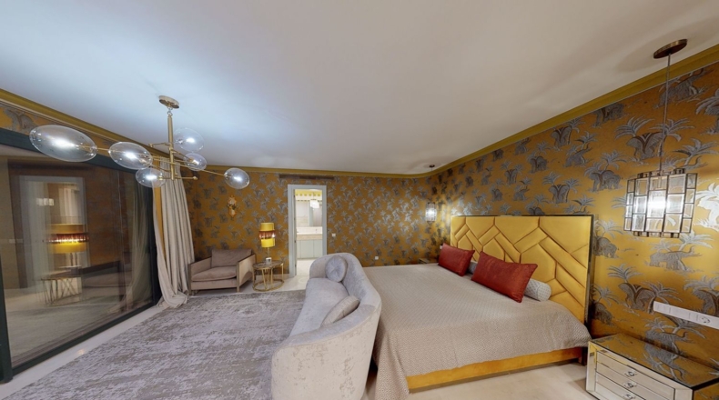 Malaga - Estepona - 3000m2