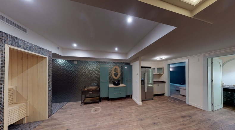 Malaga - Estepona - 3000m2