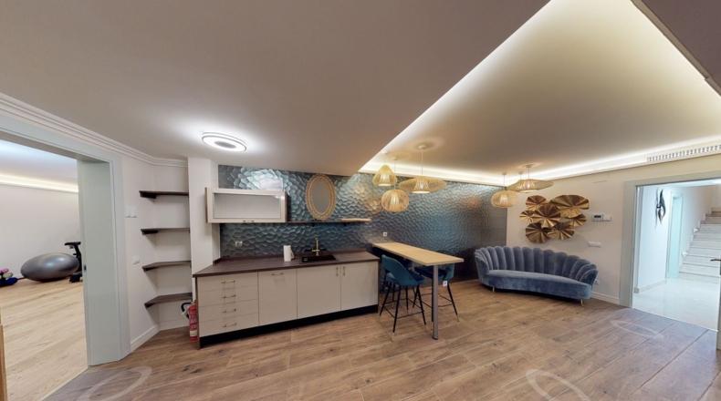 Malaga - Estepona - 3000m2
