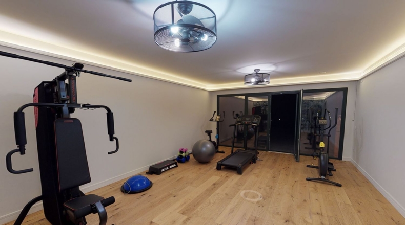Malaga - Estepona - 3000m2