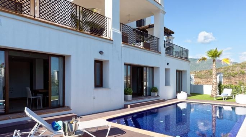 Málaga - Estepona - 1105m2