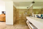 Xalet independent amb terreny en lloguer a Marbella ref.: TR284242 foto