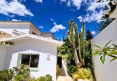 Xalet independent amb terreny en lloguer a Marbella ref.: TR284242 foto