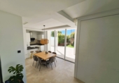 Xalet independent amb terreny en venda a Marbella ref.: TR108493 foto