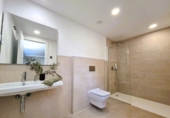 Xalet independent amb terreny en venda a Marbella ref.: TR108493 foto