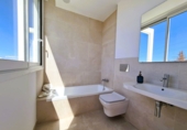 Xalet independent amb terreny en venda a Marbella ref.: TR108493 foto