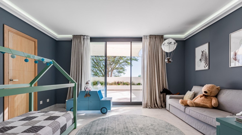 Malaga - Estepona - 20000m2