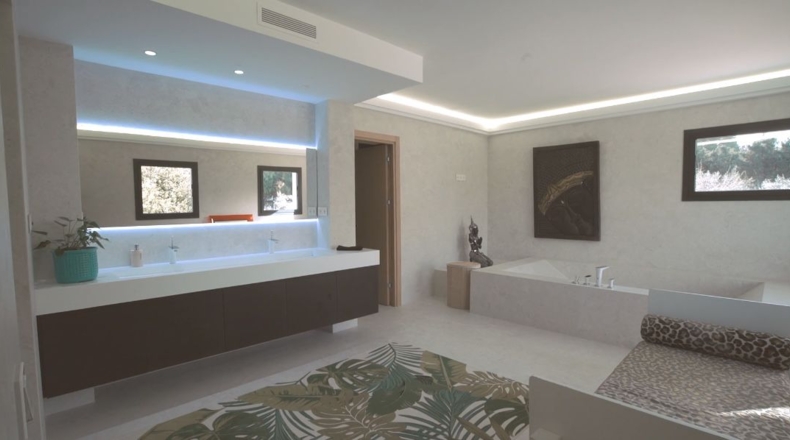 Malaga - Estepona - 20000m2