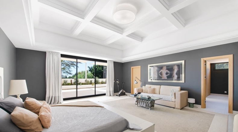 Malaga - Estepona - 20000m2