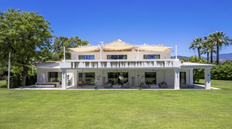 Malaga - Estepona - 20000m2
