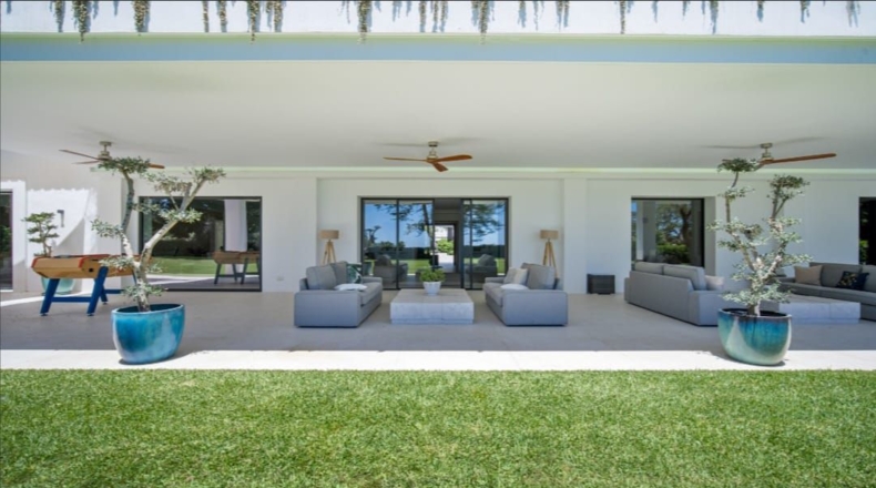 Malaga - Estepona - 20000m2