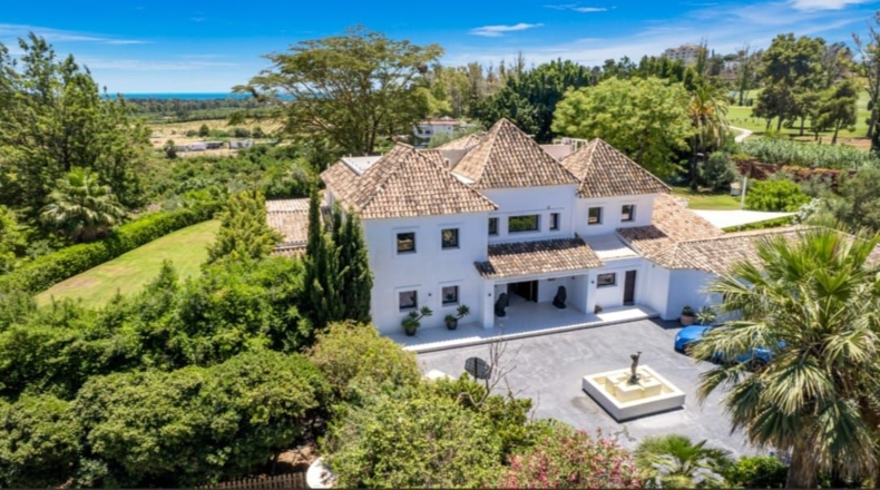 Malaga - Estepona - 20000m2