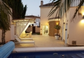Xalet independent amb terreny en venda a Marbella ref.: TR189072 foto