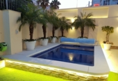 Xalet independent amb terreny en venda a Marbella ref.: TR189072 foto