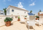 Xalet independent amb terreny en venda a Marbella ref.: TR189072 foto