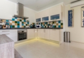 Xalet independent amb terreny en venda a Marbella ref.: TR189072 foto