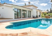 Xalet independent amb terreny en venda a Marbella ref.: TR186874 foto