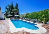 Xalet independent amb terreny en venda a Marbella ref.: TR186874 foto
