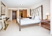 Xalet independent amb terreny en venda a Marbella ref.: TR186874 foto